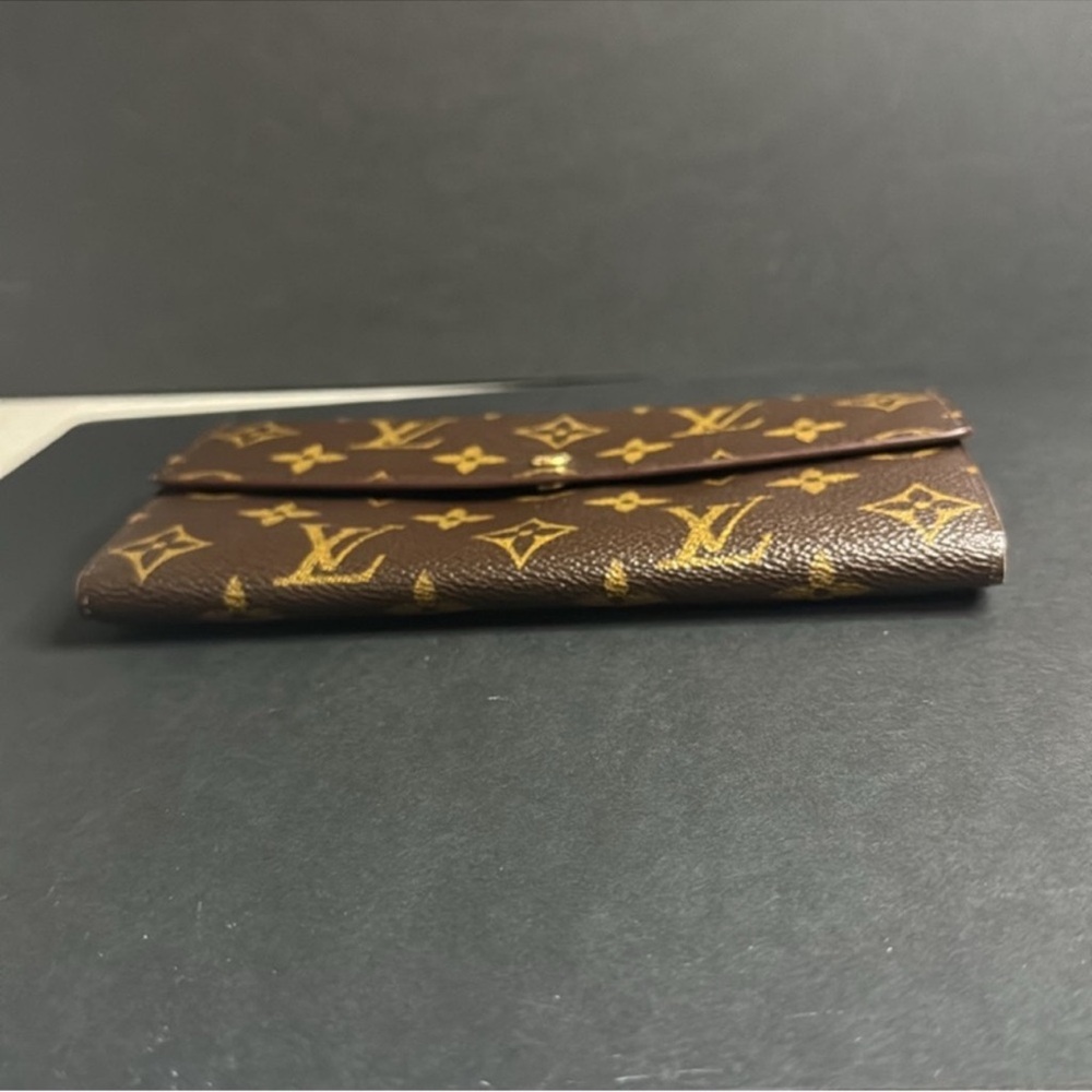 Louis Vuitton ‘Sarah’ Wallet - Picture 4 of 15